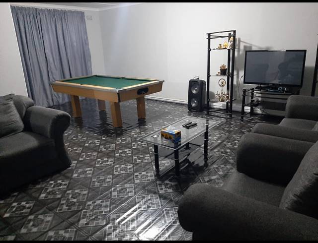 3 BEDROOM HOUSE FOR SALE IN HOWICK WEST